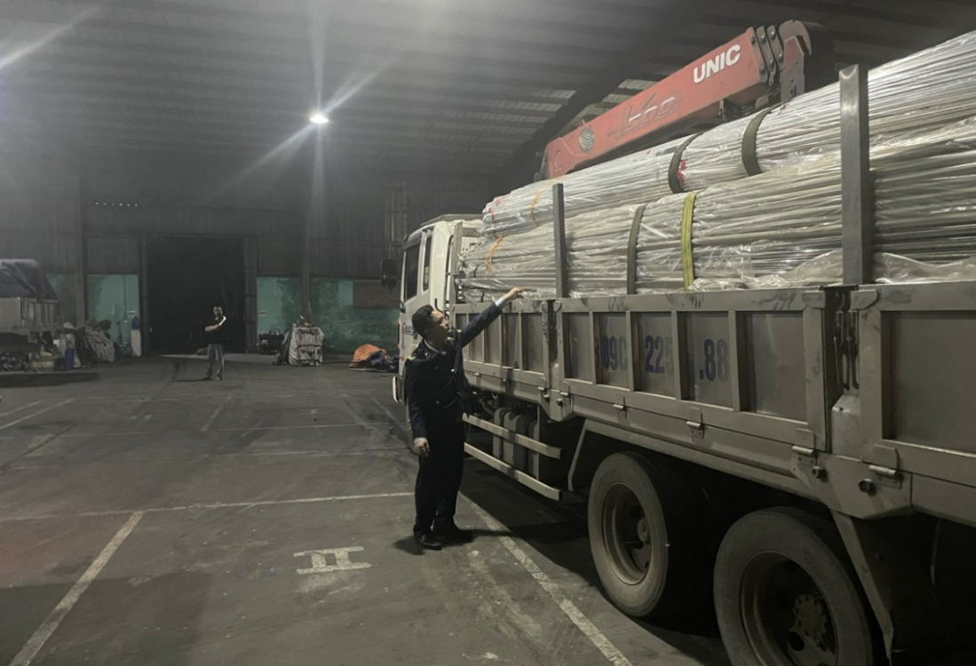 Giá thép hôm nay ngày 10/4/2024: Trên Sàn giao dịch Thượng Hải tăng 27 nhân dân tệ; Sản lượng bán hàng của Hòa Phát tăng trở lại.